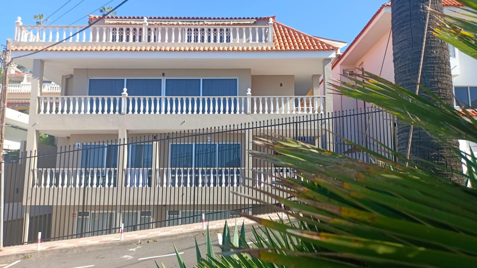 לוס ריאלחוס Apartamento Tajinaste Con Vistas Al Mar Y La Montana Y Wifi Gratis מראה חיצוני תמונה