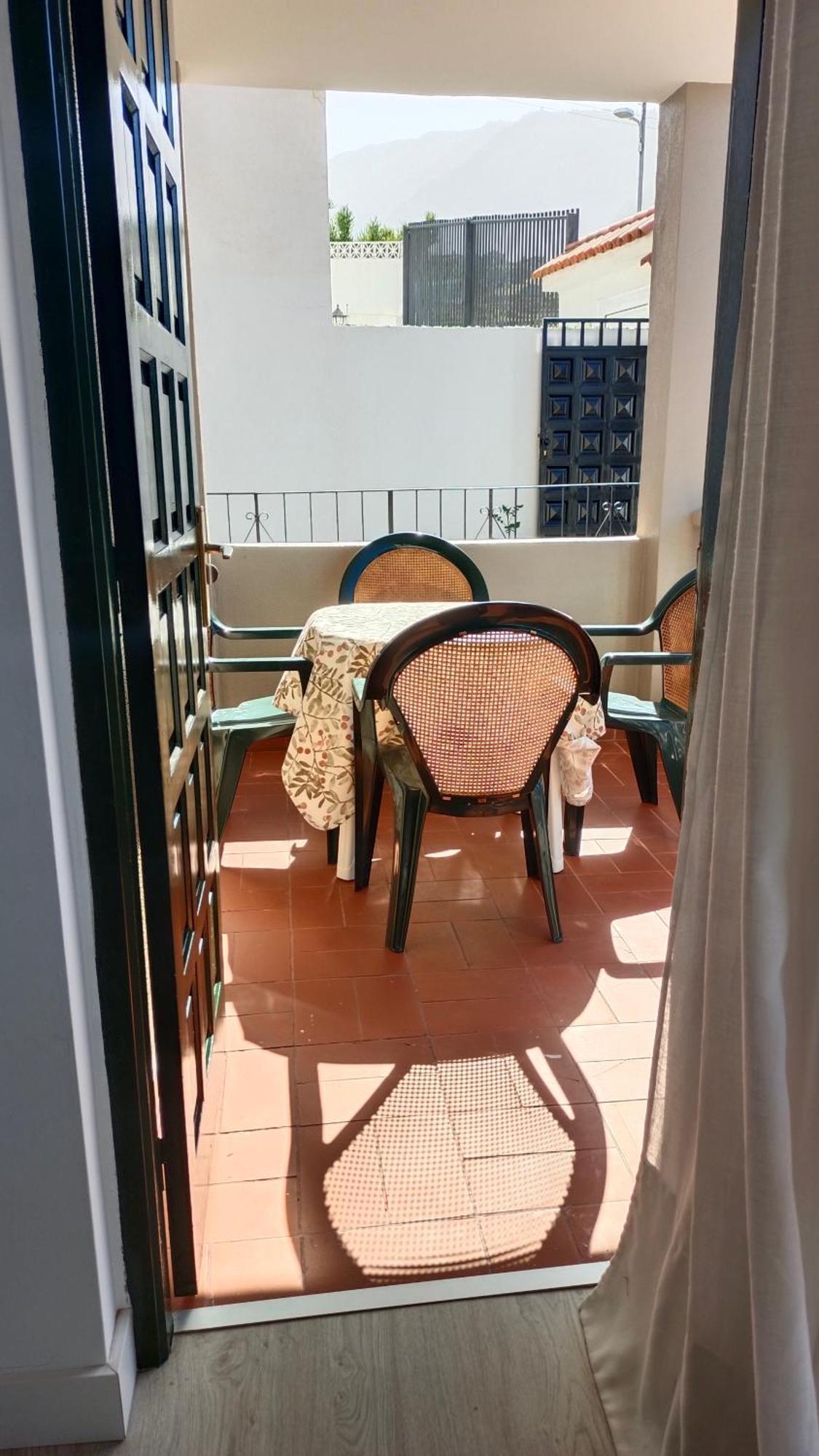 לוס ריאלחוס Apartamento Tajinaste Con Vistas Al Mar Y La Montana Y Wifi Gratis חדר תמונה